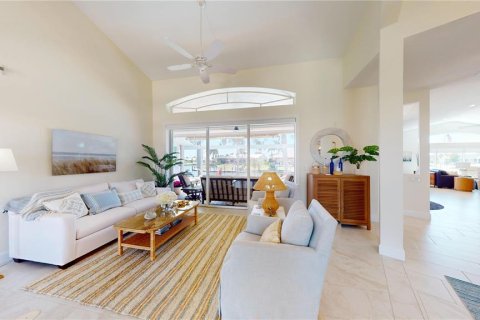 Villa ou maison à vendre à Punta Gorda, Floride: 4 chambres, 256.69 m2 № 2150186 - photo 6