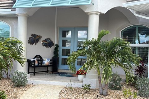 Villa ou maison à vendre à Punta Gorda, Floride: 4 chambres, 256.69 m2 № 2150186 - photo 3