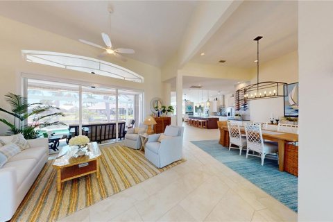 Villa ou maison à vendre à Punta Gorda, Floride: 4 chambres, 256.69 m2 № 2150186 - photo 8