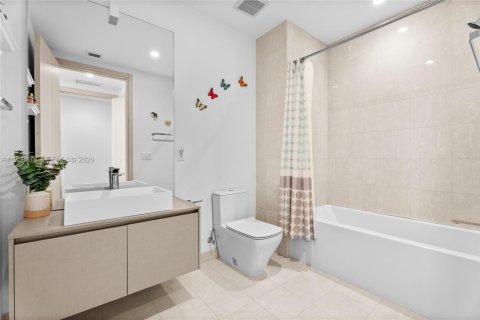 Copropriété à vendre à Miami, Floride: 3 chambres, 164.44 m2 № 2018052 - photo 25