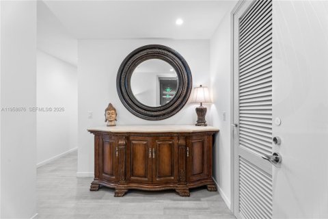 Copropriété à vendre à Miami, Floride: 3 chambres, 164.44 m2 № 2018052 - photo 29