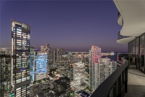 Copropriété à vendre à Miami, Floride: 3 chambres, 164.44 m2 № 2018052 - photo 5
