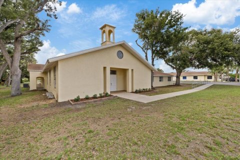 Commercial property in Tampa, Florida № 2114345 - photo 13