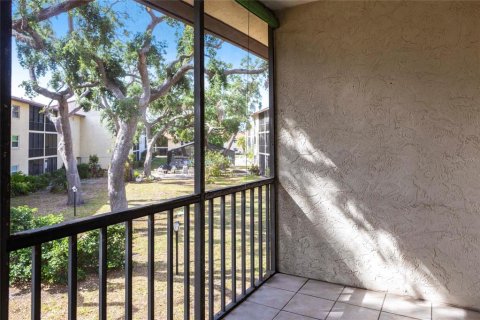 Condominio en venta en Sarasota, Florida, 2 dormitorios, 88.35 m2 № 1641059 - foto 20