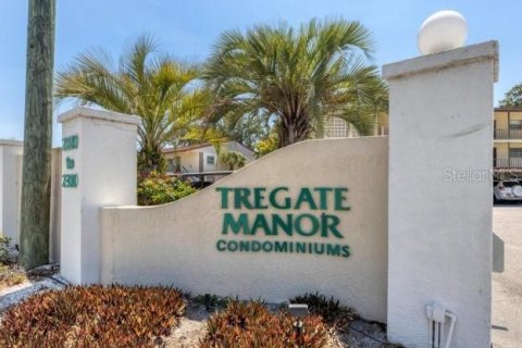 Condominio en venta en Sarasota, Florida, 2 dormitorios, 88.35 m2 № 1641059 - foto 1