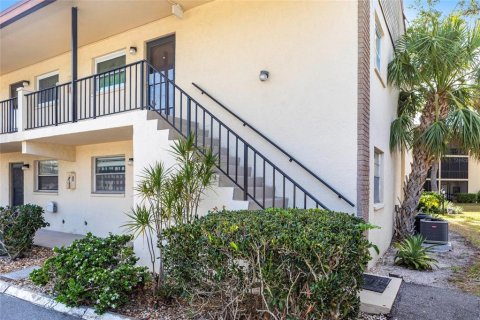 Condominio en venta en Sarasota, Florida, 2 dormitorios, 88.35 m2 № 1641059 - foto 2