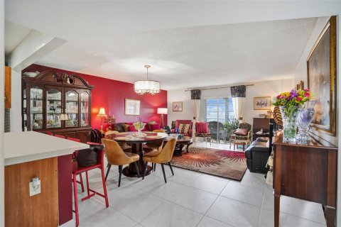 Condo in Lauderhill, Florida, 1 bedroom № 2245716 - photo 18