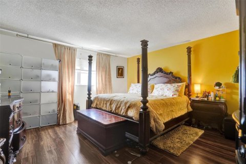 Condo in Lauderhill, Florida, 1 bedroom № 2245716 - photo 5