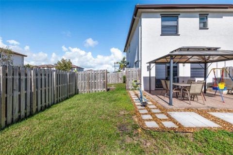 Townhouse in Homestead, Florida 3 bedrooms, 140.65 sq.m. № 1889205 - photo 17