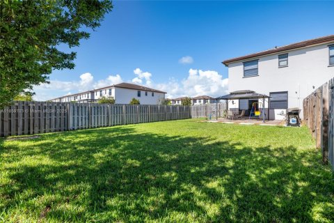 Townhouse in Homestead, Florida 3 bedrooms, 140.65 sq.m. № 1889205 - photo 18