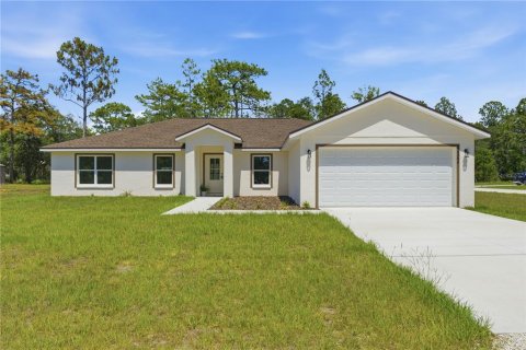 House in Weeki Wachee, Florida 4 bedrooms, 195.09 sq.m. № 2225872 - photo 2