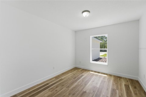 House in Weeki Wachee, Florida 4 bedrooms, 195.09 sq.m. № 2225872 - photo 21