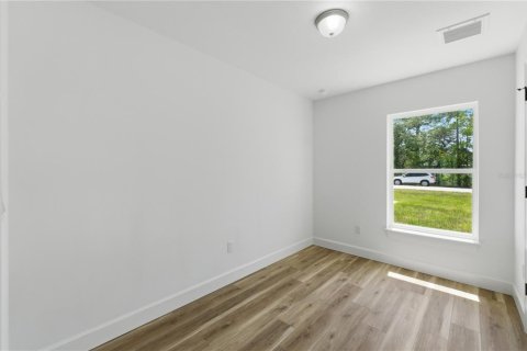 House in Weeki Wachee, Florida 4 bedrooms, 195.09 sq.m. № 2225872 - photo 19