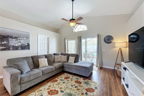 House in Davenport, Florida 3 bedrooms, 137.96 sq.m. № 2428688 - photo 6