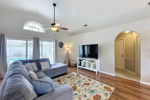House in Davenport, Florida 3 bedrooms, 137.96 sq.m. № 2428688 - photo 4