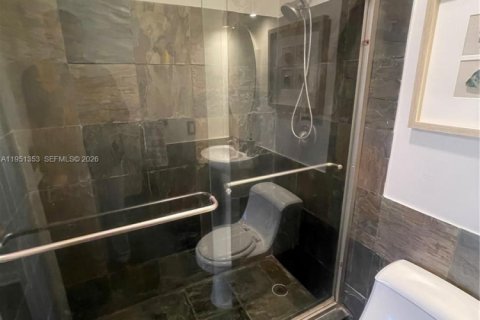 Снять в аренду кондоминиум в Окленд-Парк, Флорида 2 спальни, 74.32м2, № 2007321 - фото 12