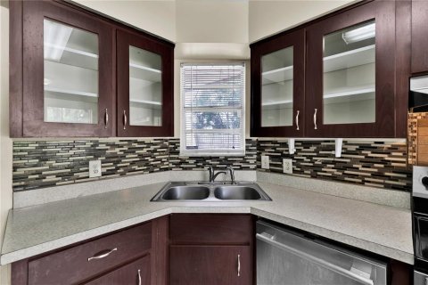 Duplex in Orlando, Florida 3 bedrooms, 127.65 sq.m. № 1849554 - photo 10