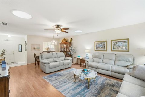 House in Port Orange, Florida 2 bedrooms, 138.89 sq.m. № 2118468 - photo 8
