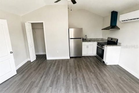 Studio in Tampa, Florida № 2371425