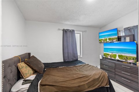 Купить виллу или дом в Вест-Парк, Флорида 3 спальни, 89.93м2, № 2038352 - фото 10