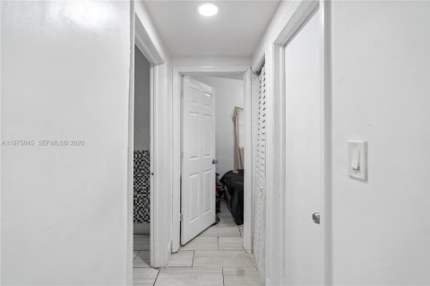 Купить виллу или дом в Вест-Парк, Флорида 3 спальни, 89.93м2, № 2038352 - фото 9