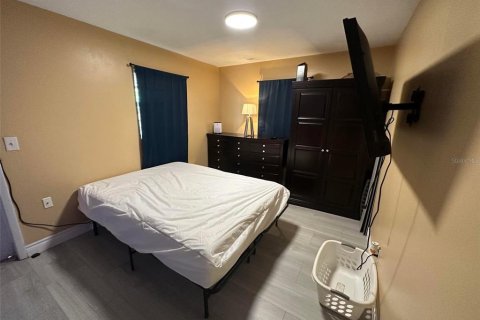 Commercial property in Fort Myers, Florida 4 bedrooms, 160.54 sq.m. № 1765251 - photo 7