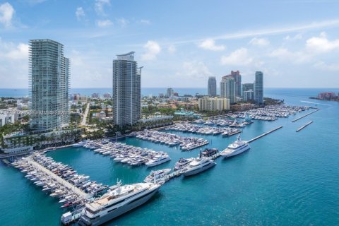 Condo in Miami Beach, Florida, 2 bedrooms  № 2060384 - photo 22