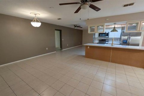 Villa ou maison à vendre à Hudson, Floride: 4 chambres, 185.25 m2 № 2413760 - photo 8