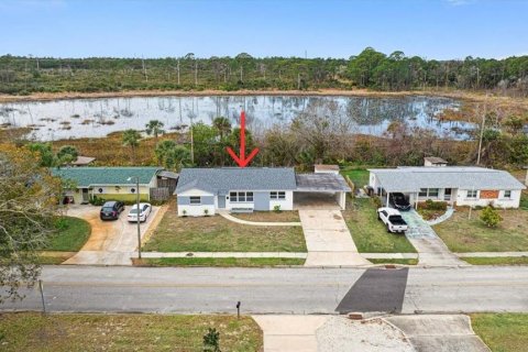 Casa en alquiler en Titusville, Florida, 3 dormitorios, 126.81 m2 № 1876819 - foto 30