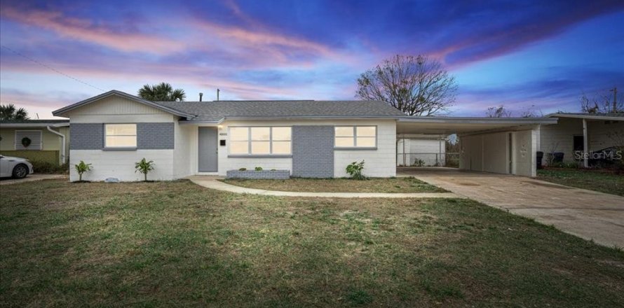 Casa en Titusville, Florida 3 dormitorios, 126.81 m2 № 1876819