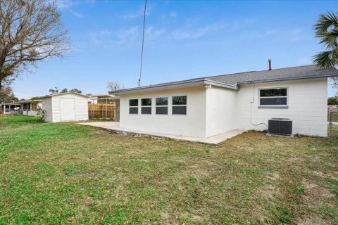 Casa en alquiler en Titusville, Florida, 3 dormitorios, 126.81 m2 № 1876819 - foto 27