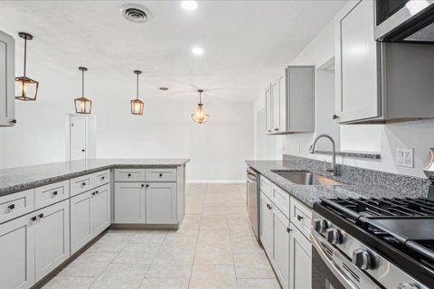 Casa en alquiler en Titusville, Florida, 3 dormitorios, 126.81 m2 № 1876819 - foto 11