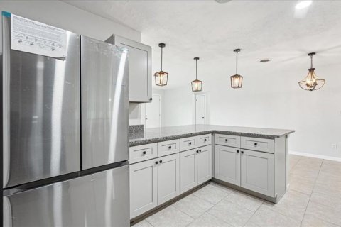 Casa en alquiler en Titusville, Florida, 3 dormitorios, 126.81 m2 № 1876819 - foto 14