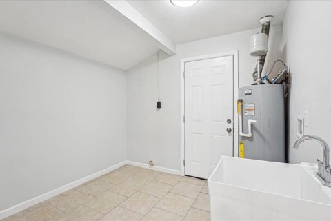 Casa en alquiler en Titusville, Florida, 3 dormitorios, 126.81 m2 № 1876819 - foto 26