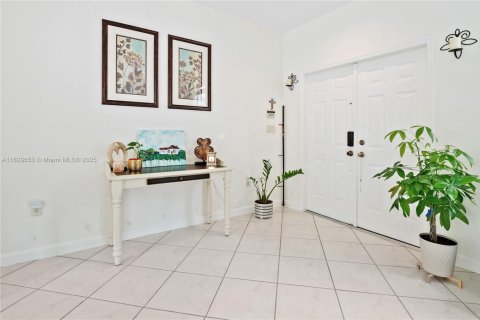 Купить таунхаус в Мирамар, Флорида 3 спальни, 153.29м2, № 1970392 - фото 5