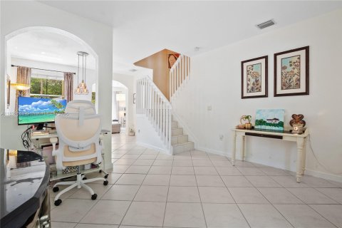 Купить таунхаус в Мирамар, Флорида 3 спальни, 153.29м2, № 1970392 - фото 7