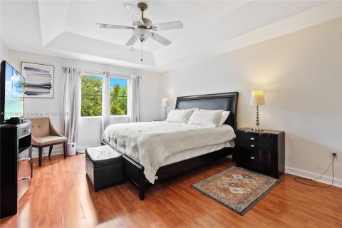 Купить таунхаус в Мирамар, Флорида 3 спальни, 153.29м2, № 1970392 - фото 16