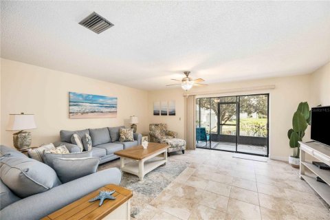 Condominio en alquiler en Bradenton, Florida, 2 dormitorios, 123.56 m2 № 1869716 - foto 9