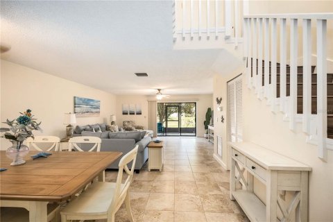 Condominio en alquiler en Bradenton, Florida, 2 dormitorios, 123.56 m2 № 1869716 - foto 8