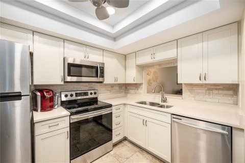 Condominio en alquiler en Bradenton, Florida, 2 dormitorios, 123.56 m2 № 1869716 - foto 4