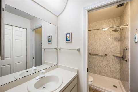 Condominio en alquiler en Bradenton, Florida, 2 dormitorios, 123.56 m2 № 1869716 - foto 17