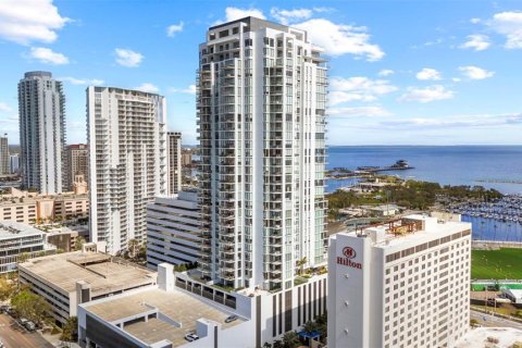 Condo in Saint Petersburg, Florida, 3 bedrooms № 2367286