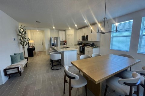 Casa en alquiler en Haines City, Florida, 3 dormitorios, 161.09 m2 № 1916863 - foto 2