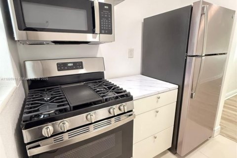 Studio à Miami Beach, Floride № 1922347