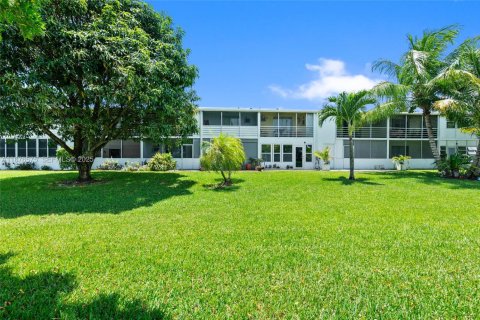 Снять в аренду кондоминиум в Дирфилд-Бич, Флорида 2 спальни, 76.18м2, № 2034171 - фото 30