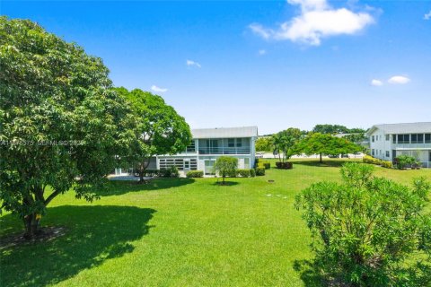 Снять в аренду кондоминиум в Дирфилд-Бич, Флорида 2 спальни, 76.18м2, № 2034171 - фото 19