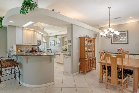 Купить виллу или дом в Брейдентон, Флорида 7 комнат, 182.83м2, № 1772879 - фото 9