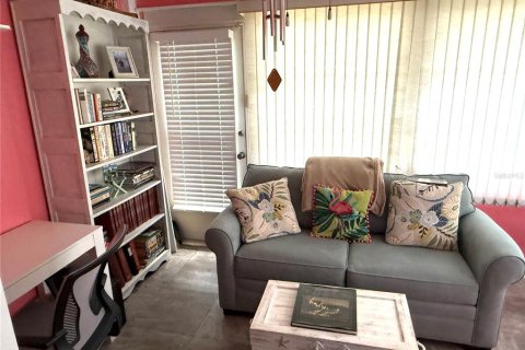 Casa en venta en Bradenton, Florida, 1 dormitorio, 95.32 m2 № 2098371 - foto 19