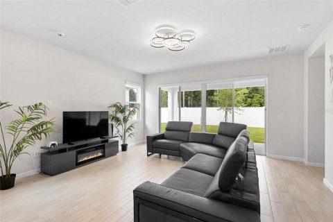 Villa ou maison à vendre à DeLand, Floride: 4 chambres, 192.77 m2 № 1771588 - photo 11