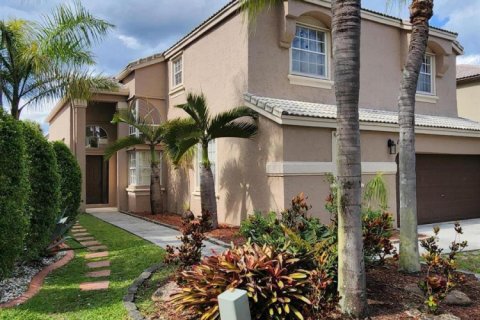 Villa ou maison à Pembroke Pines, Floride 5 chambres, 302.86 m2 № 2086045